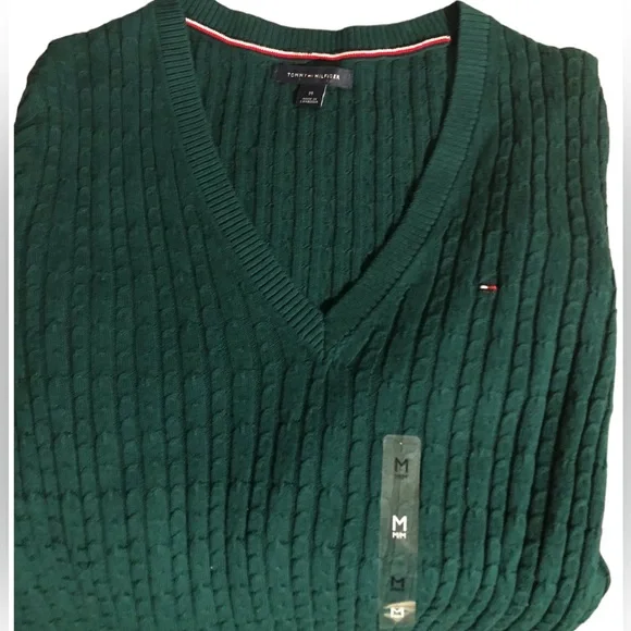 Not for sale. Tommy Hilfiger solid V-Neck green women sweater. - Picture 3 of 4